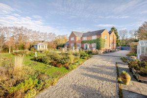 Photo 14- click for photo gallery